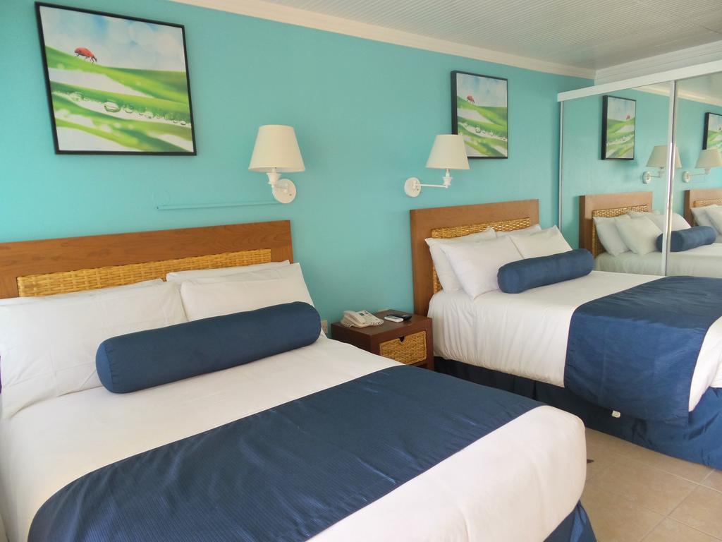 Flamboyant Hotel & Villas St. George's Esterno foto