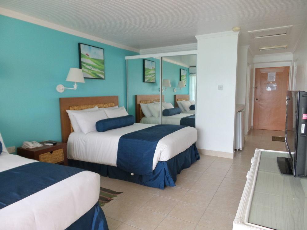 Flamboyant Hotel & Villas St. George's Esterno foto