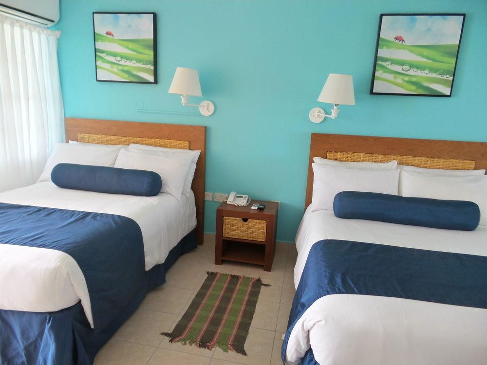 Flamboyant Hotel & Villas St. George's Esterno foto