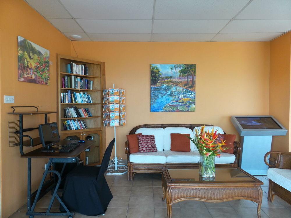 Flamboyant Hotel & Villas St. George's Esterno foto