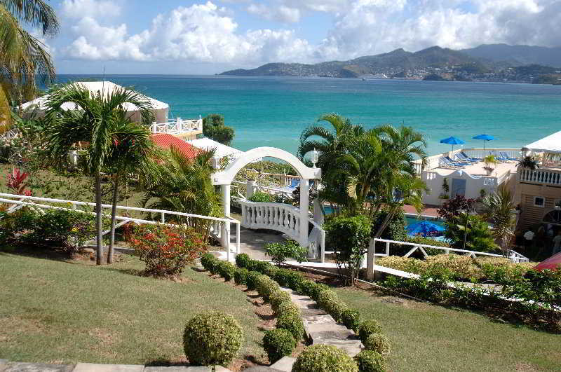 Flamboyant Hotel & Villas St. George's Esterno foto