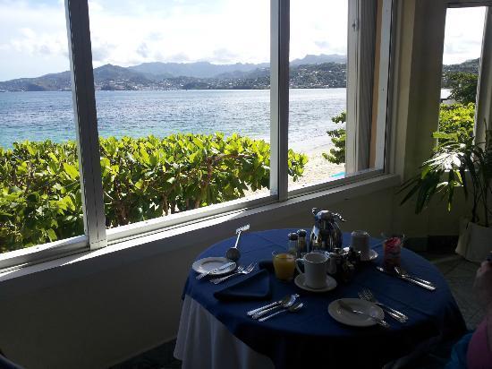 Flamboyant Hotel & Villas St. George's Esterno foto